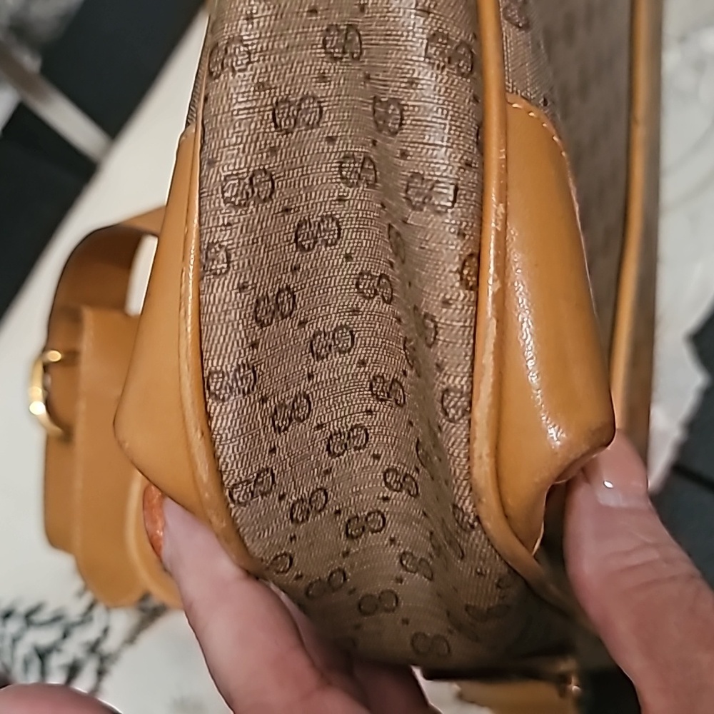 GUCCI Micro GG Supreme Shoulder Bag PVC Beige Auth - Picture 8 of 13